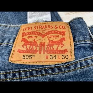 Levi’s 505 34x30 straight leg Classic men’s Jeans 0504